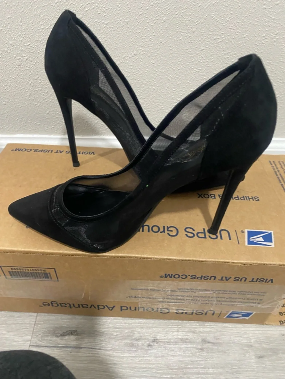 Sleek Black Pointed Mesh Stiletto Heels - Picture 3 of 7